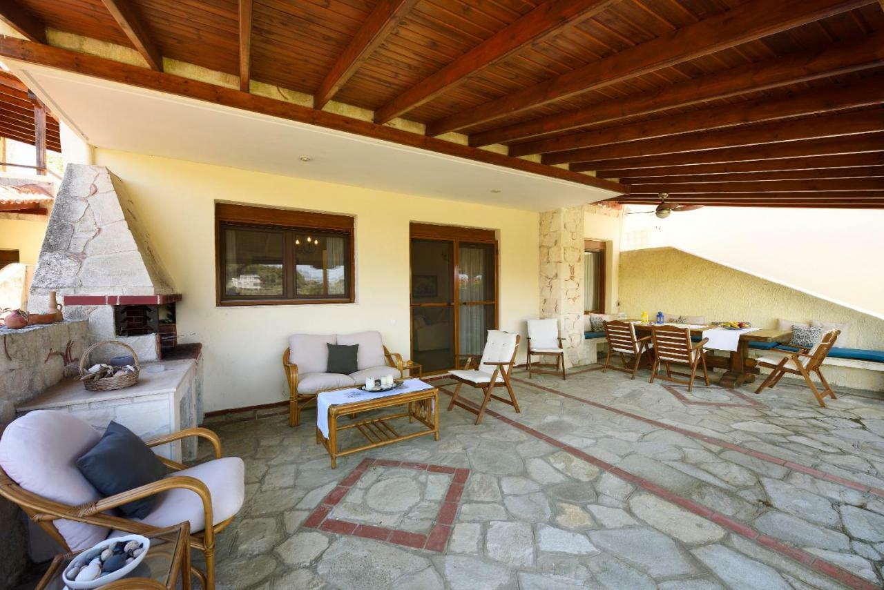 Sani Beach Villa Eksteriør billede