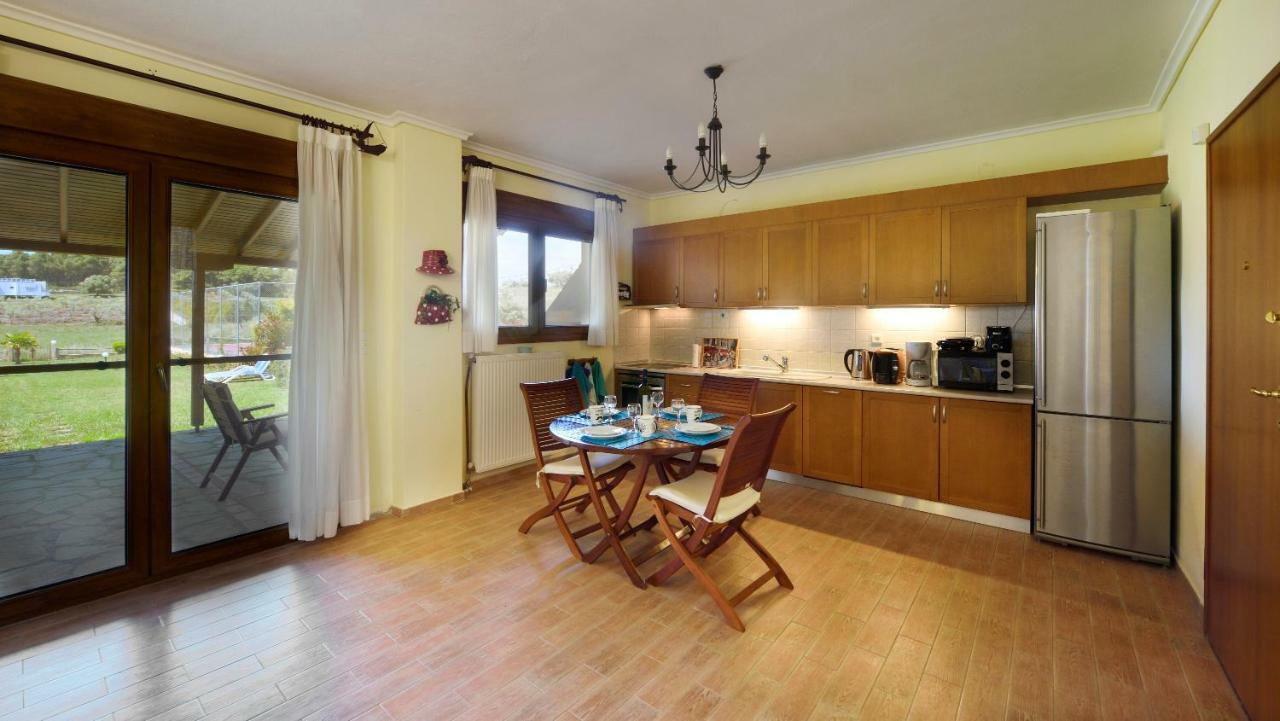 Sani Beach Villa Eksteriør billede